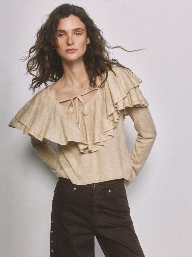 Reserved - Пуловер С Пеплум Подгъв