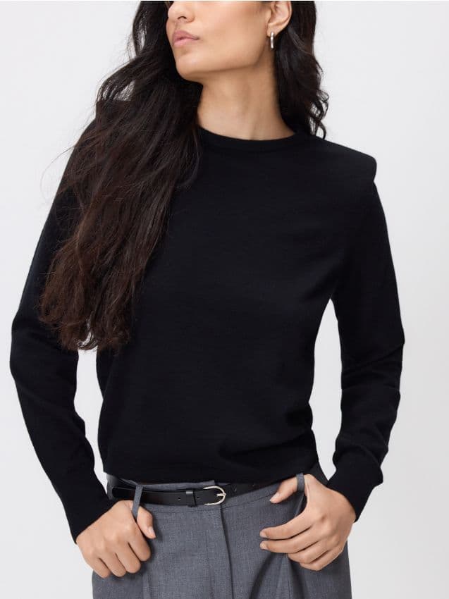 Reserved - Вълнен Пуловер