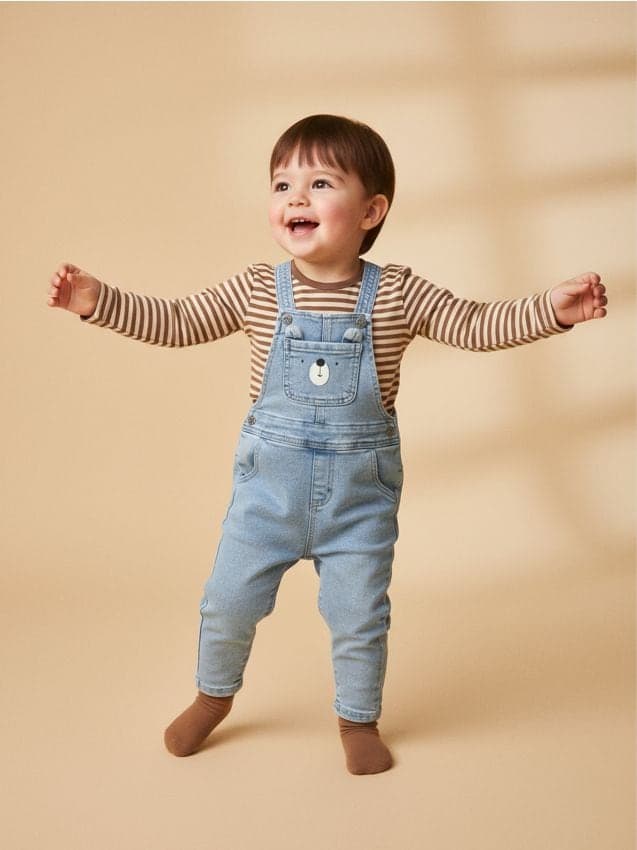 Sinsay - Дънков Гащеризон С Мотив На Мече