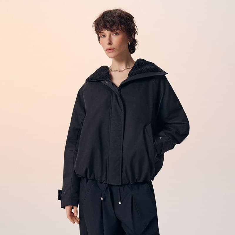 Яке Бомбър С Качулка - House